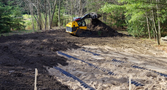 septic-system-installation-picture-id503714632